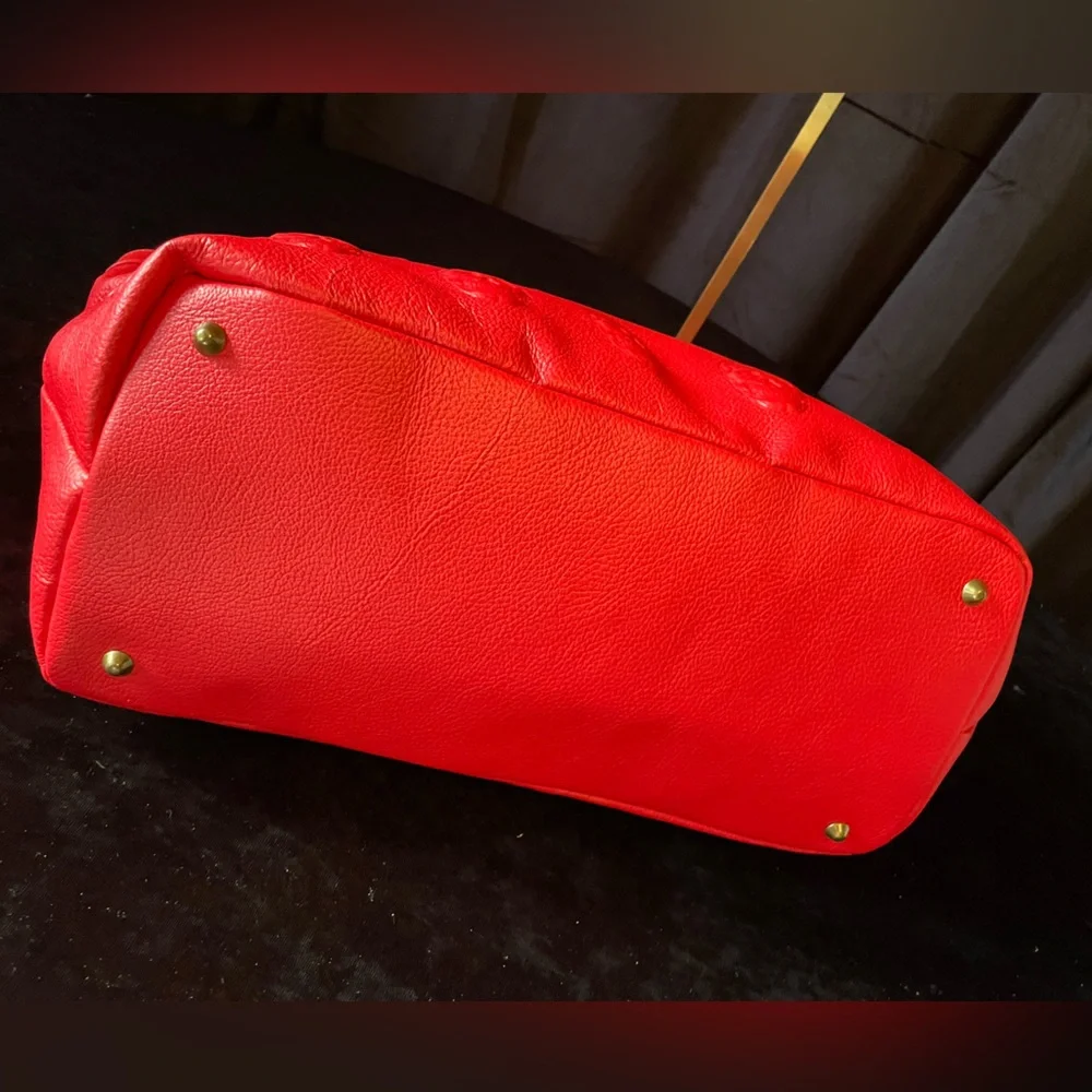 IO PELLE NWT Made In Italy RED Leather Skull Embossed Skull Tote - Picture 12 of 17